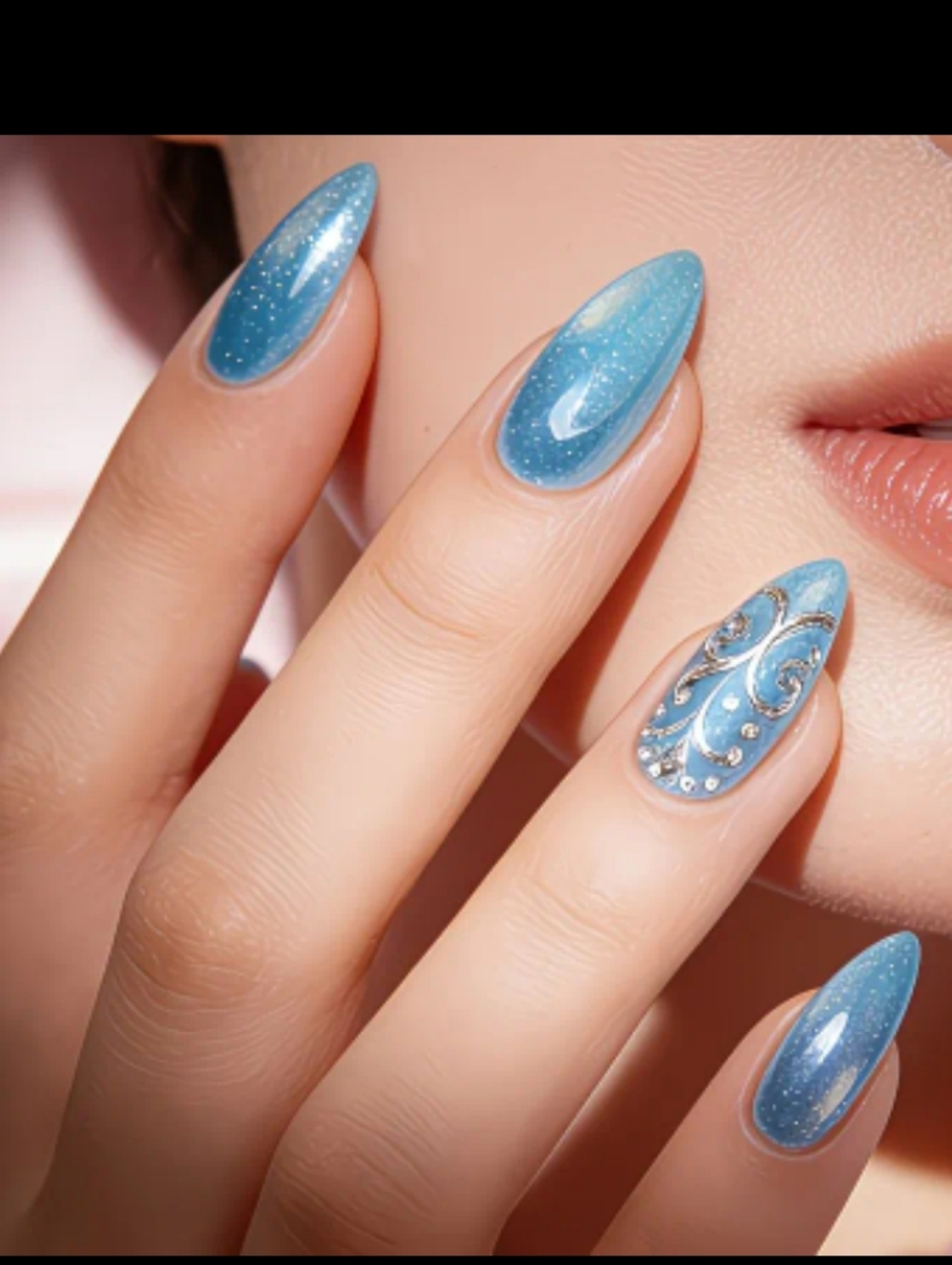 🔥3/$21 Blue Press On Nail Set with Swirl Accent